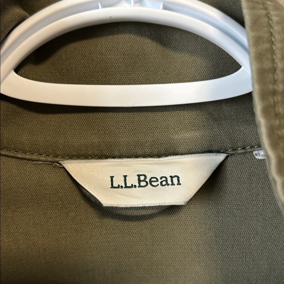 L.L. Bean Women’s Cotton Utility Jacket - Picture 3 of 15